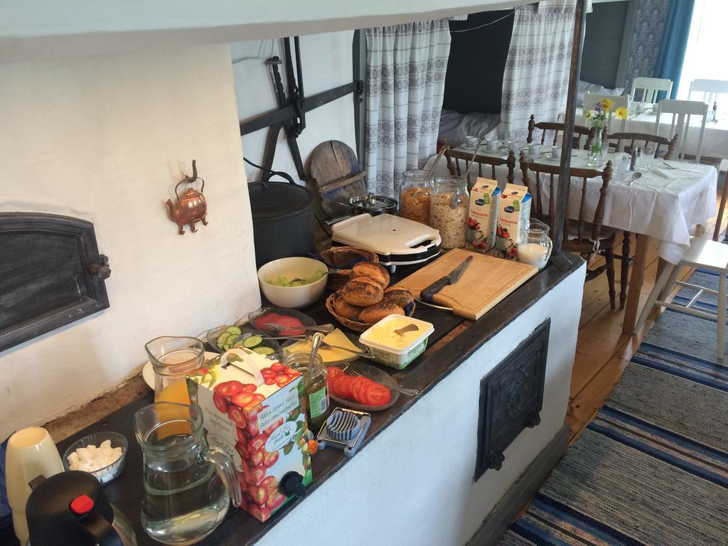 Föglö Guesthouse Enigheten מראה חיצוני תמונה
